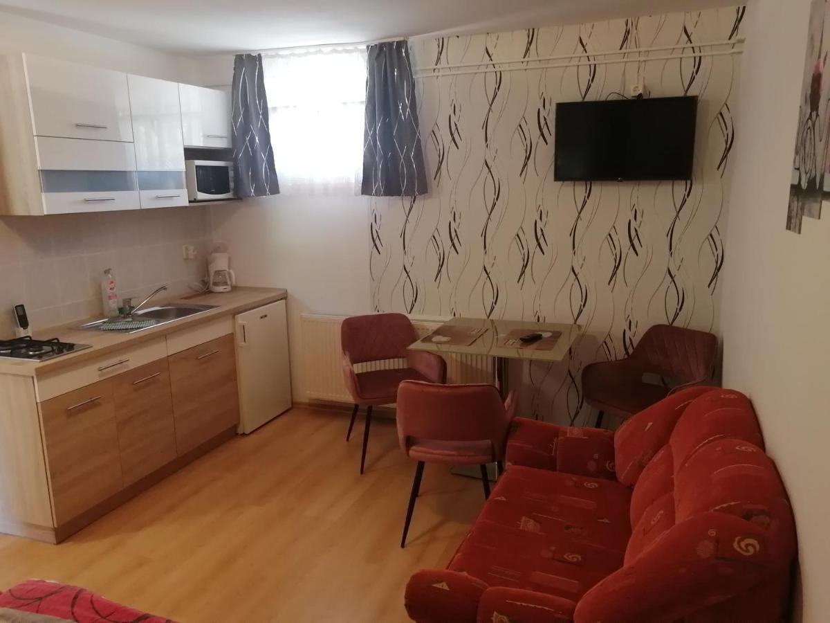 Tünde Apartman Bük Exterior foto