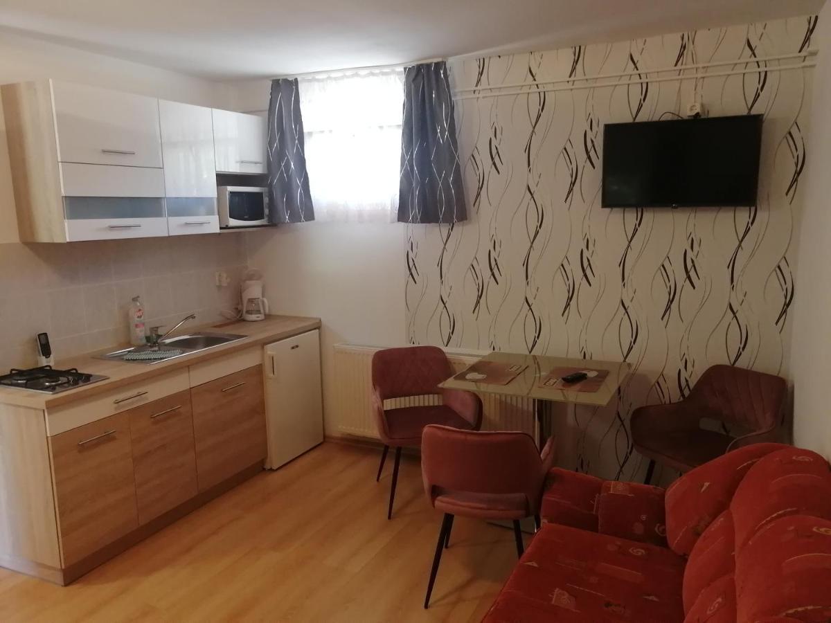 Tünde Apartman Bük Exterior foto