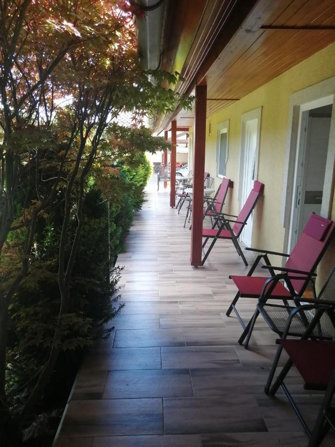Tünde Apartman Bük Exterior foto